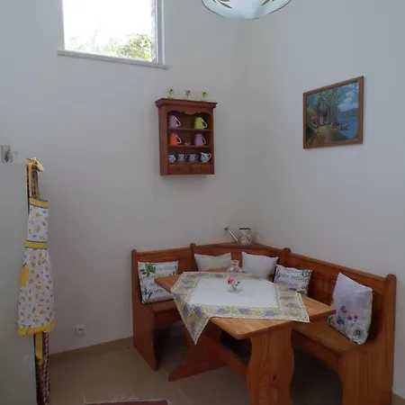 Petit Paradis